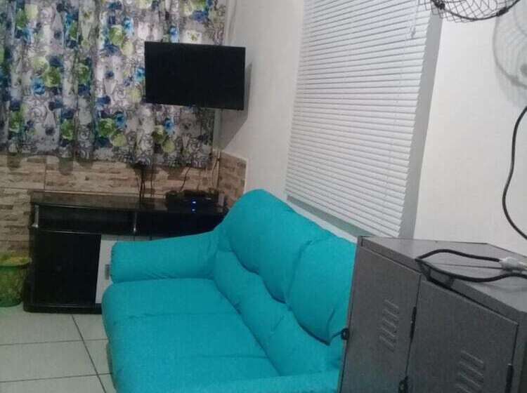 بنسيون Vitoria Hostel