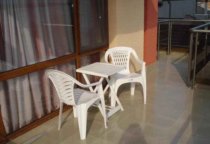 Apart Hotel Primavera 2