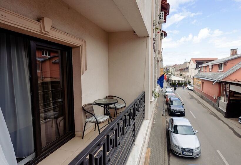 Aparthotel Punct Pe I