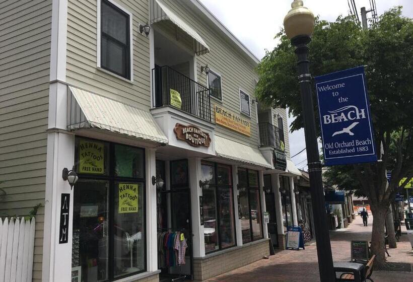 Beach Fantasy Apartment Suites