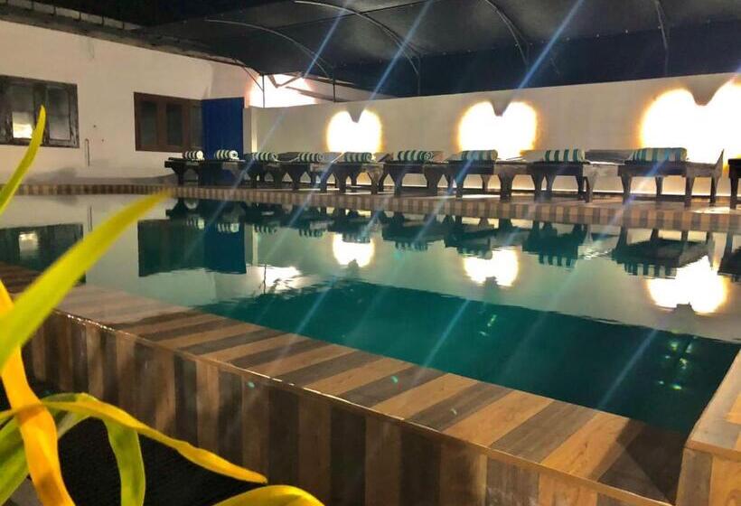 Hotel Sundowners Guesthouse