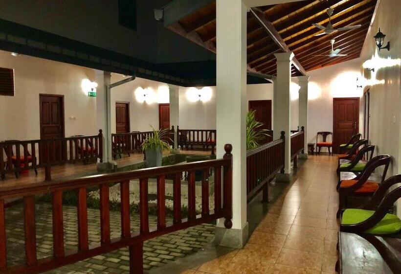 Hotel Sundowners Guesthouse