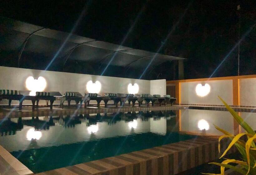 Hotel Sundowners Guesthouse