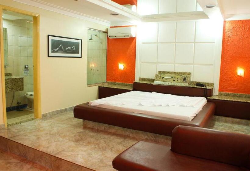 Medieval Motel E Hospedagem