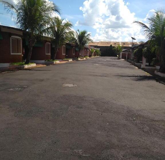 Medieval Motel E Hospedagem