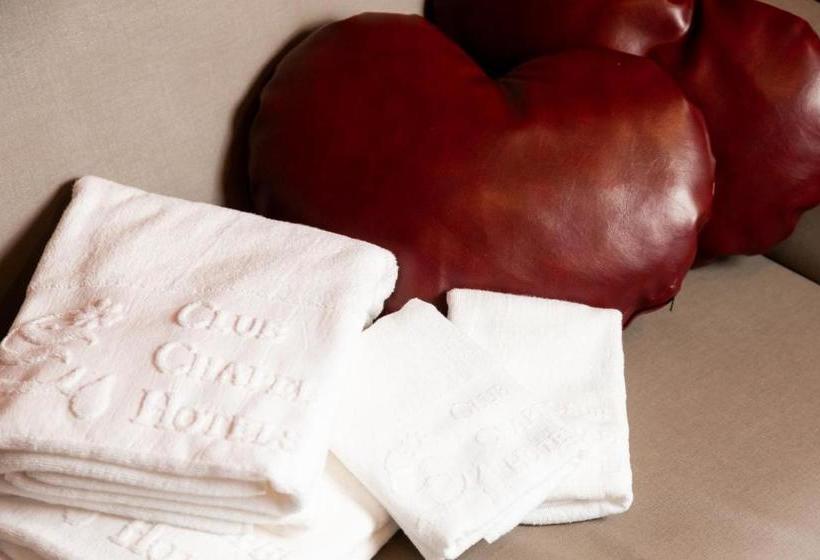 Отель Blan Chapel Christmas Narita