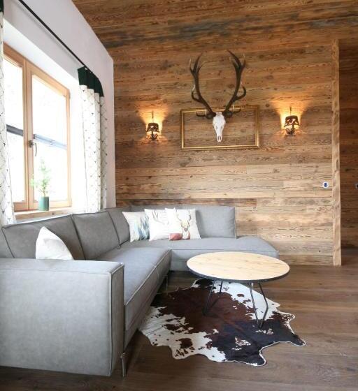 پانسیون Alpengasthof Karalm