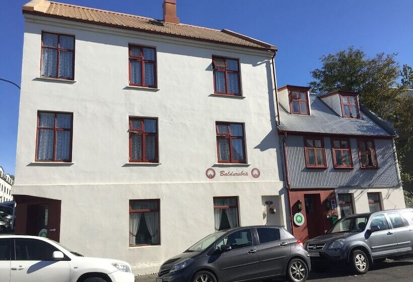 پانسیون Baldursbrá Guesthouse