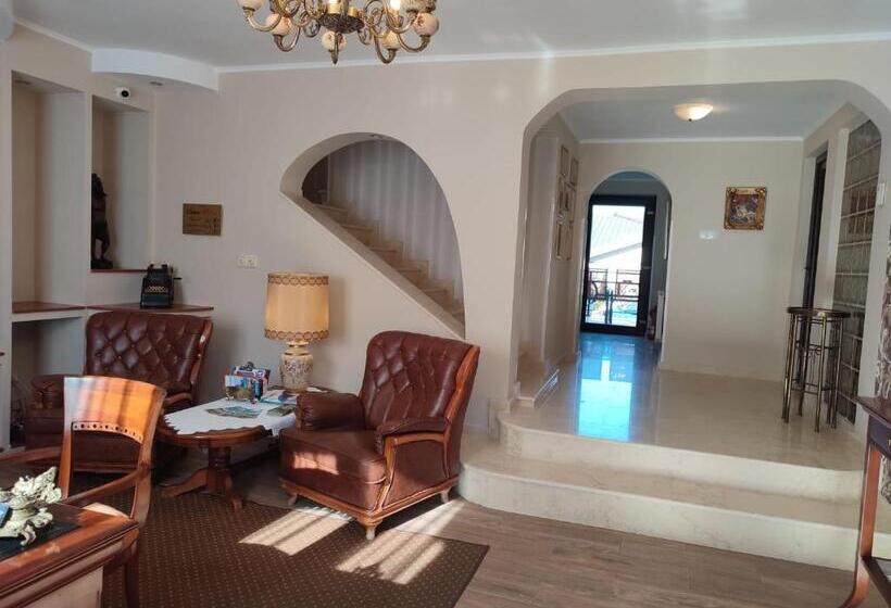 پانسیون Casa Alina