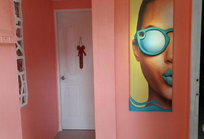 پانسیون Gomez Guest House