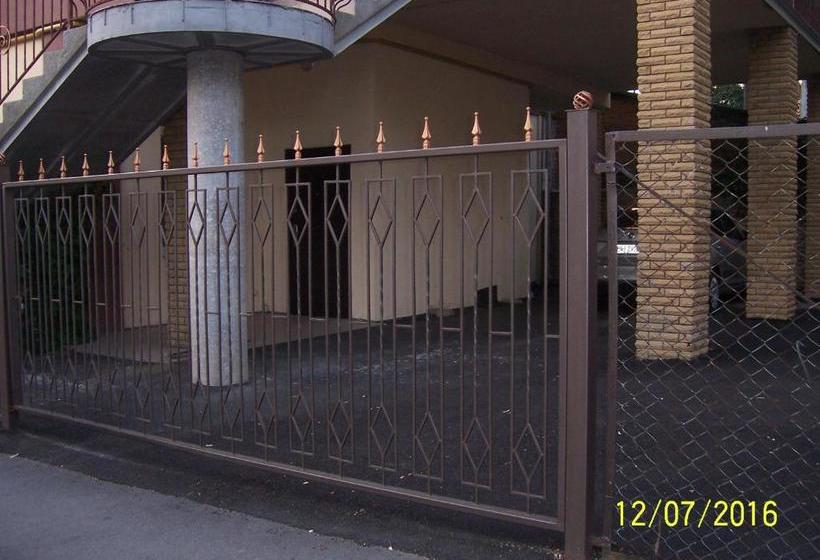 پانسیون Apartment In Zentrum Skandi