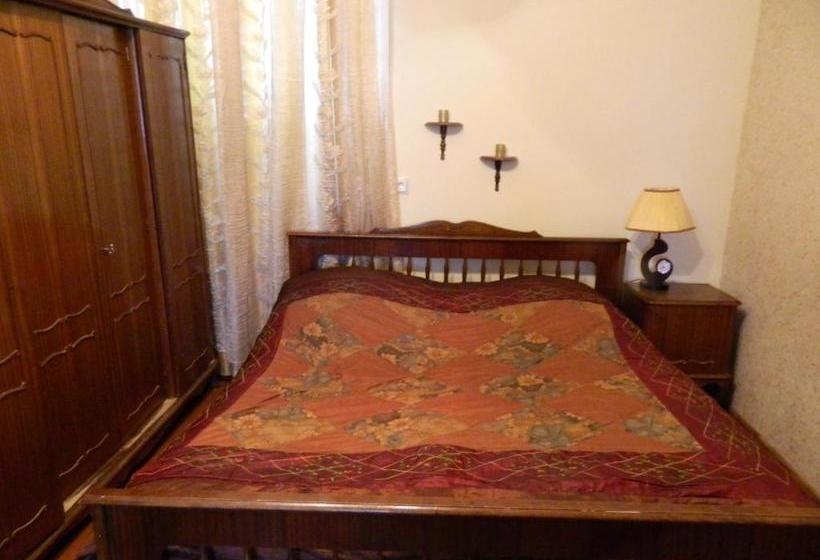 پانسیون Guest House Gidi