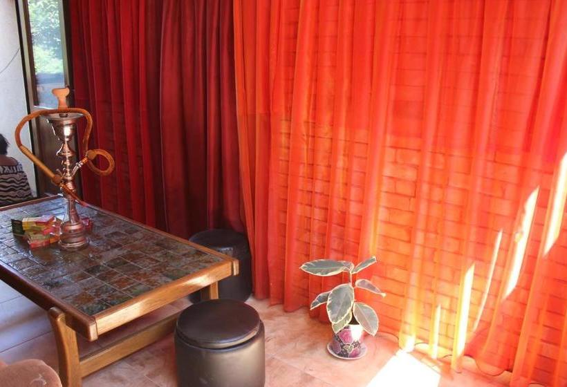 پانسیون Guest House Gidi