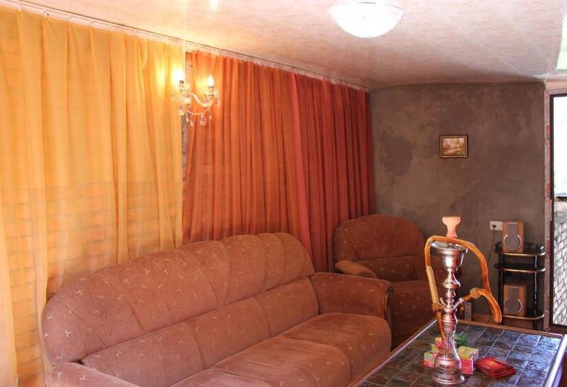 پانسیون Guest House Gidi