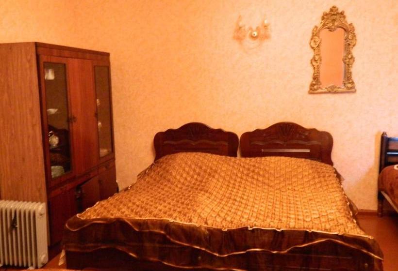 پانسیون Guest House Gidi
