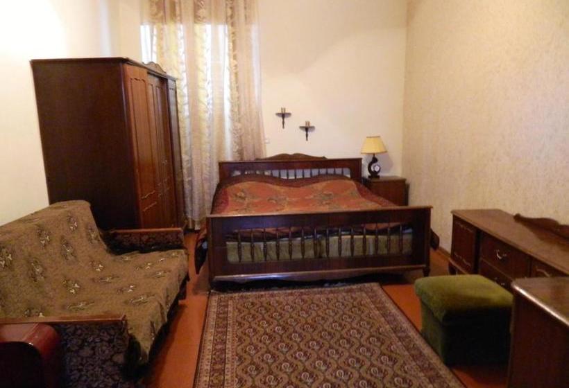 پانسیون Guest House Gidi