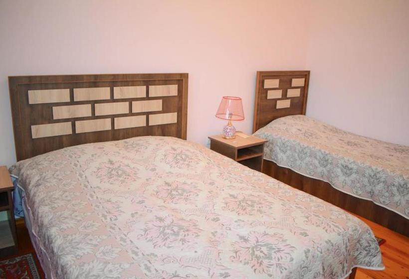 پانسیون Guest House Nataly