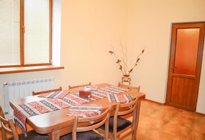 پانسیون Guest House Nataly