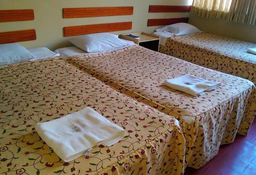 ペンション Hostal La Rivera