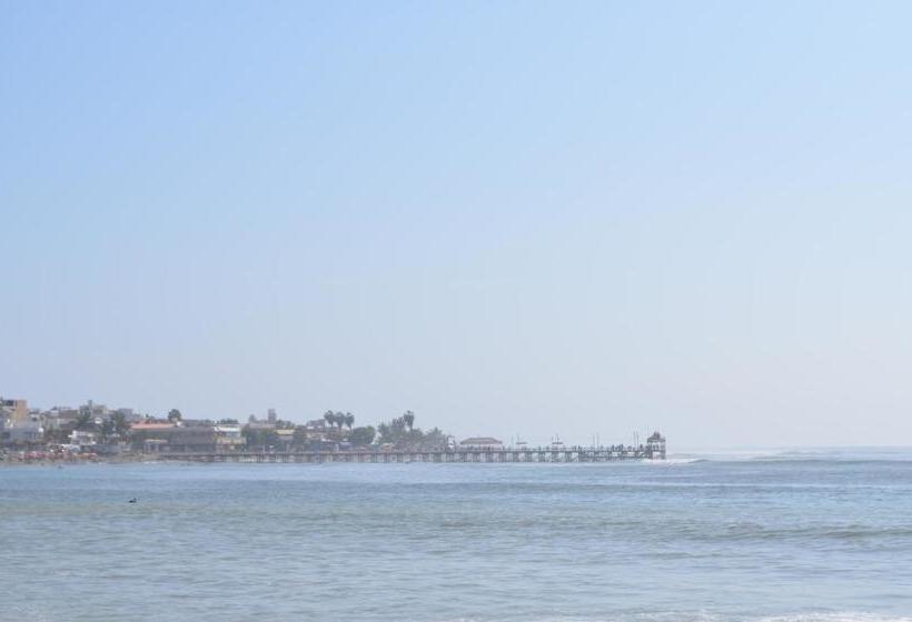 ペンション Hostal Naylamp