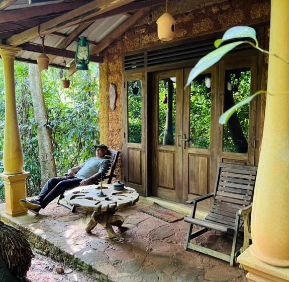 Пансион Kandy Eco Retreat