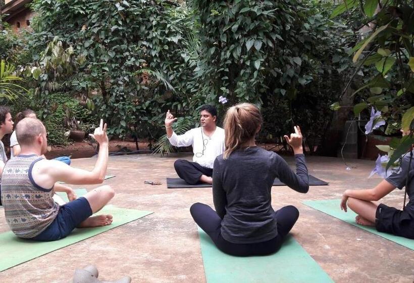 Пансион Kandy Eco Retreat