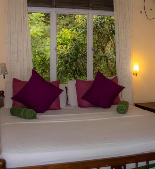Пансион Kandy Eco Retreat