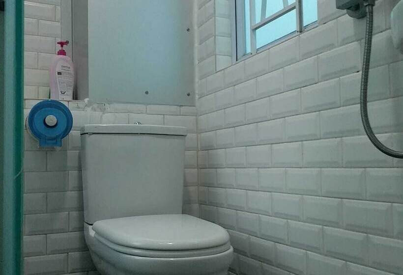 پانسیون K&b Hostel