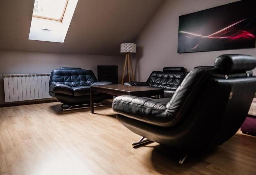 Пансион Penzion Prestige Tennis Park