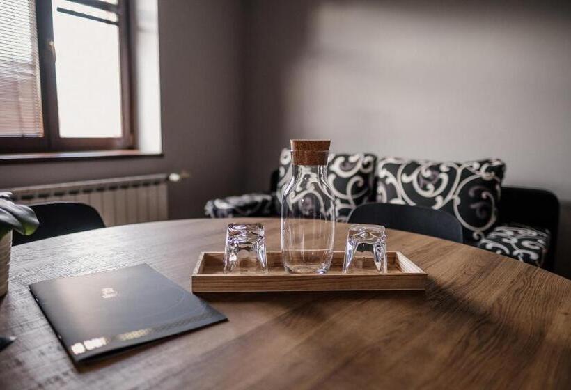 Пансион Penzion Prestige Tennis Park