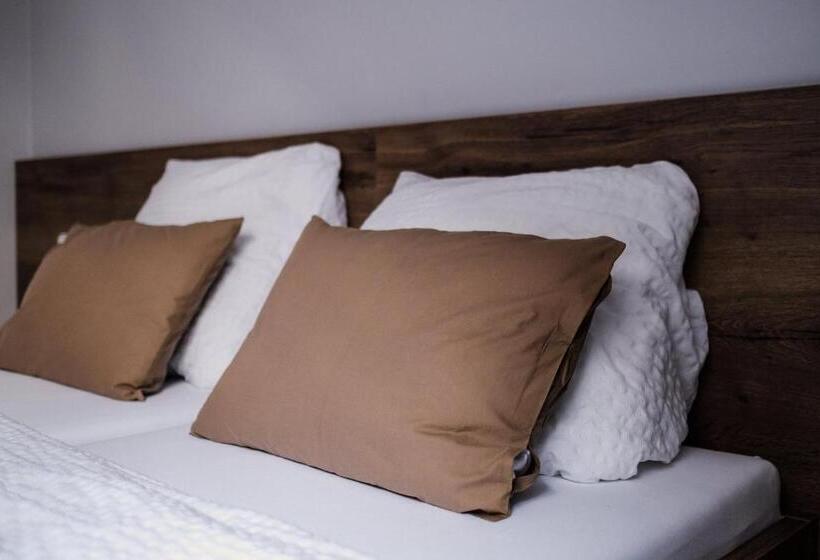 Пансион Penzion Prestige Tennis Park