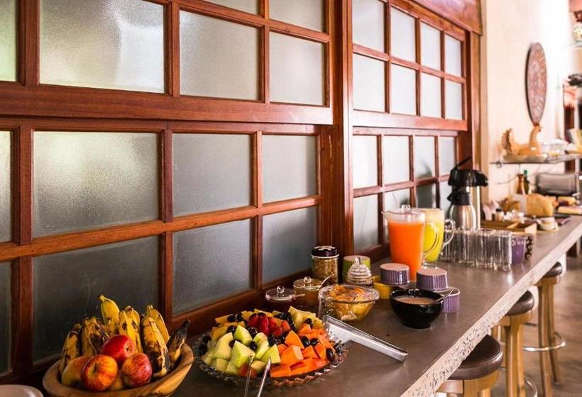 פנסיון Pousada Zazen