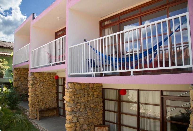 פנסיון Pousada Zazen