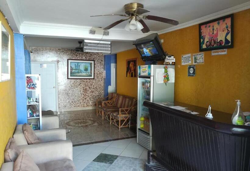 پانسیون Rio Suites