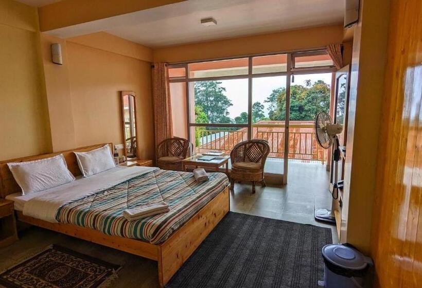 بنسيون Shikher