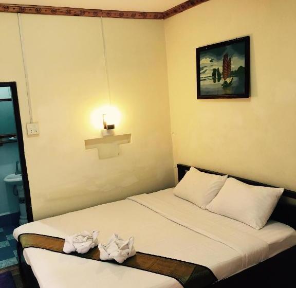 펜션 Thoulasith Guesthouse