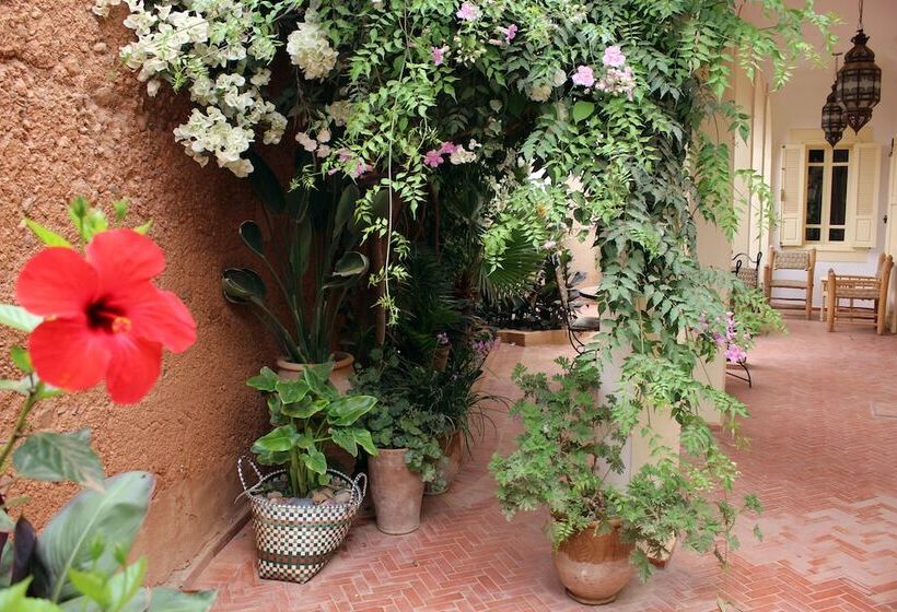 پانسیون Tifawin Home And Garden