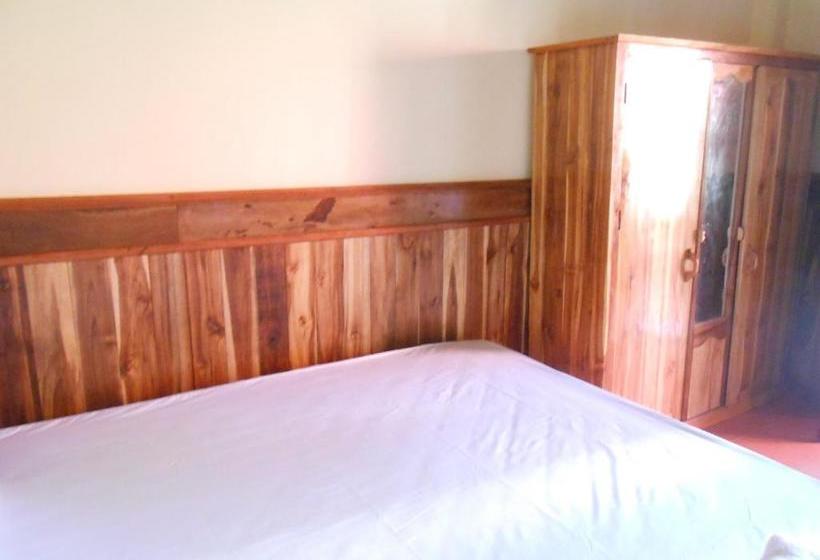 پانسیون Zuela Guesthouse