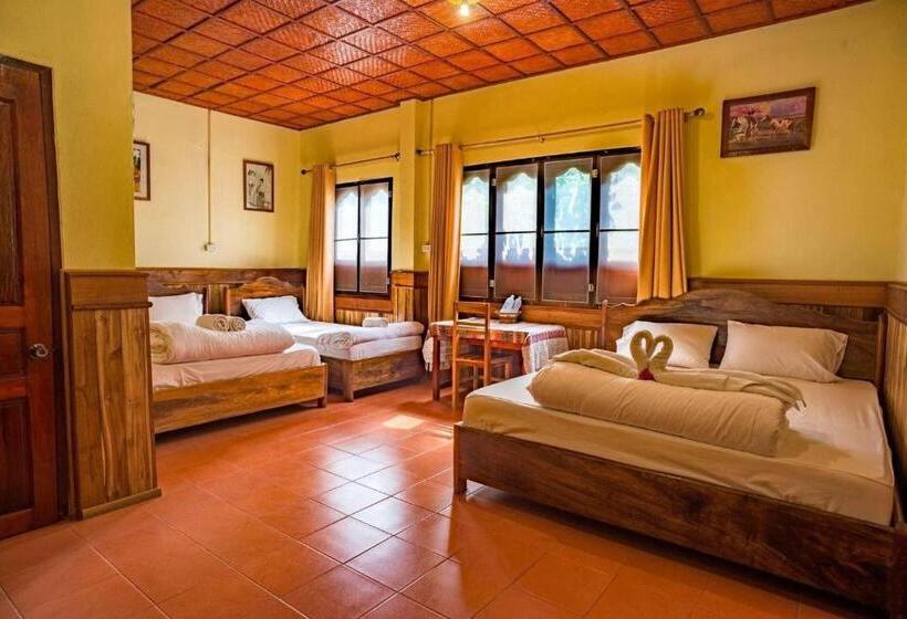 بنسيون Zuela Guesthouse