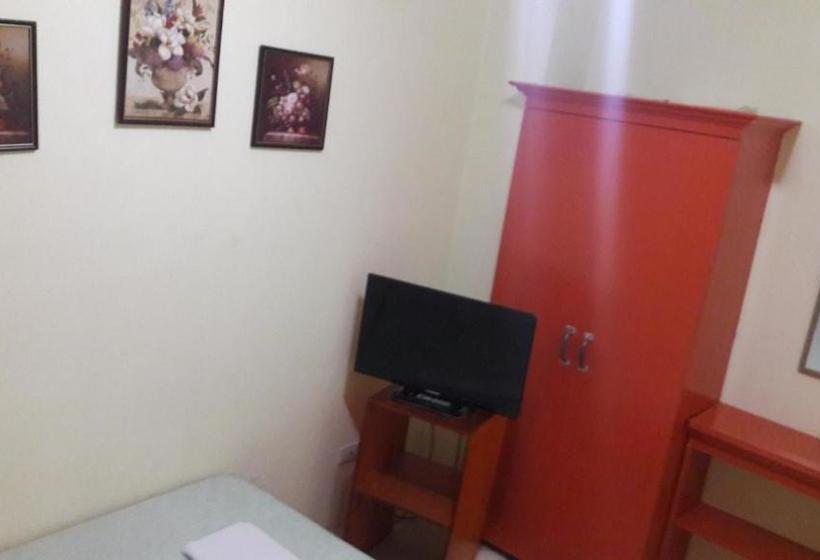 هاستل Aranascarillo Travellers Inn