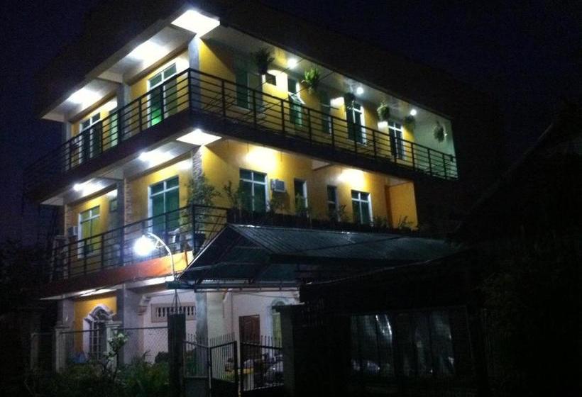 هاستل Aranascarillo Travellers Inn