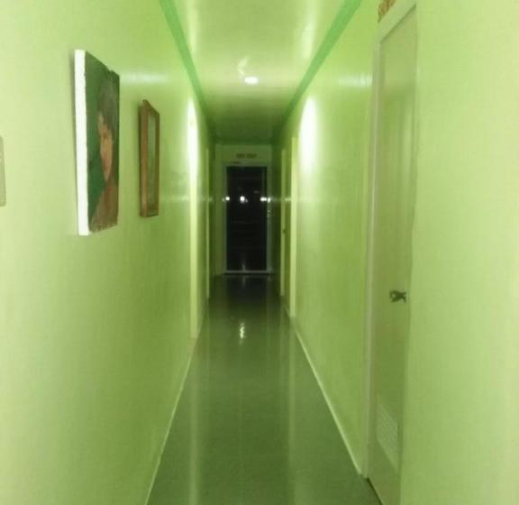 هاستل Aranascarillo Travellers Inn