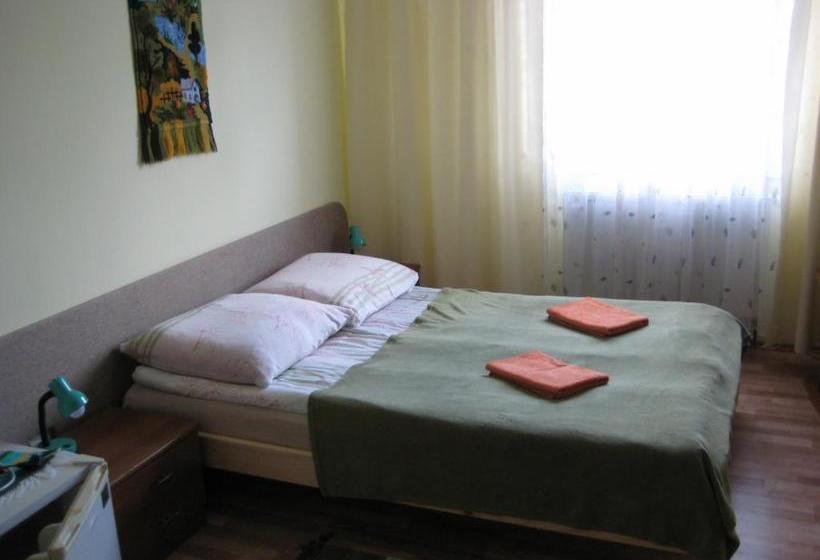 הוסטל Eko Penzion Leo