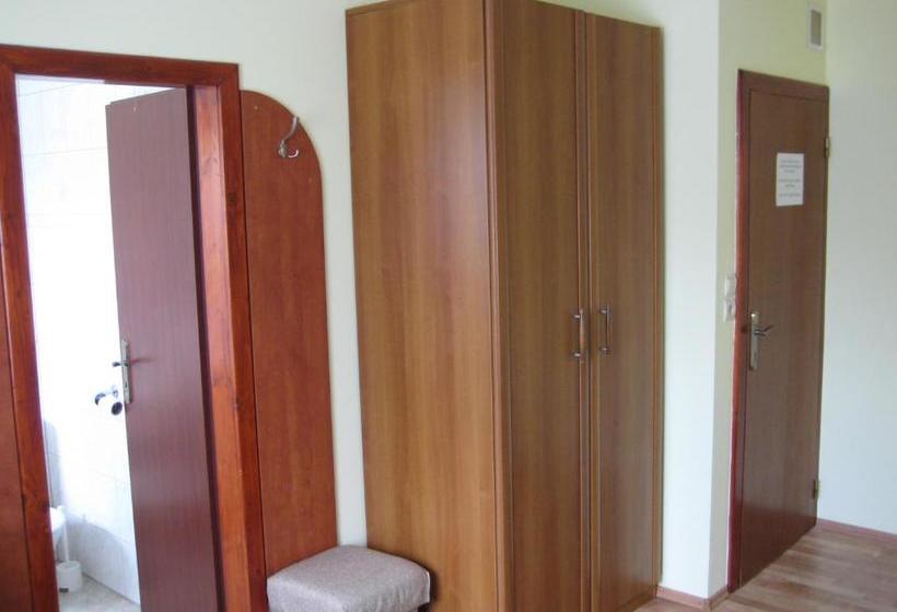 הוסטל Eko Penzion Leo