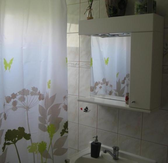 הוסטל Eko Penzion Leo