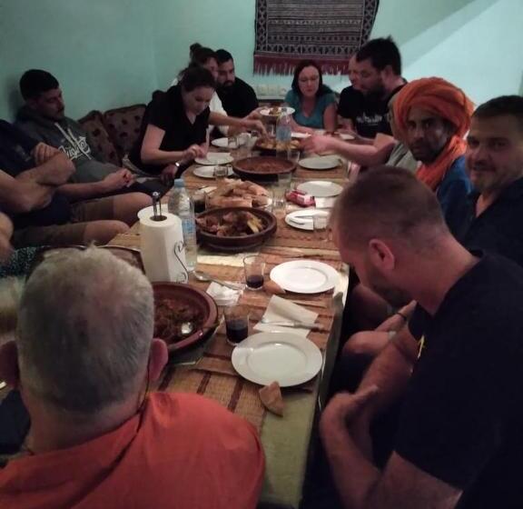 فندق صغير Kasbah Les Nomades