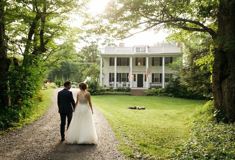 فندق صغير The Inn At Weathersfield