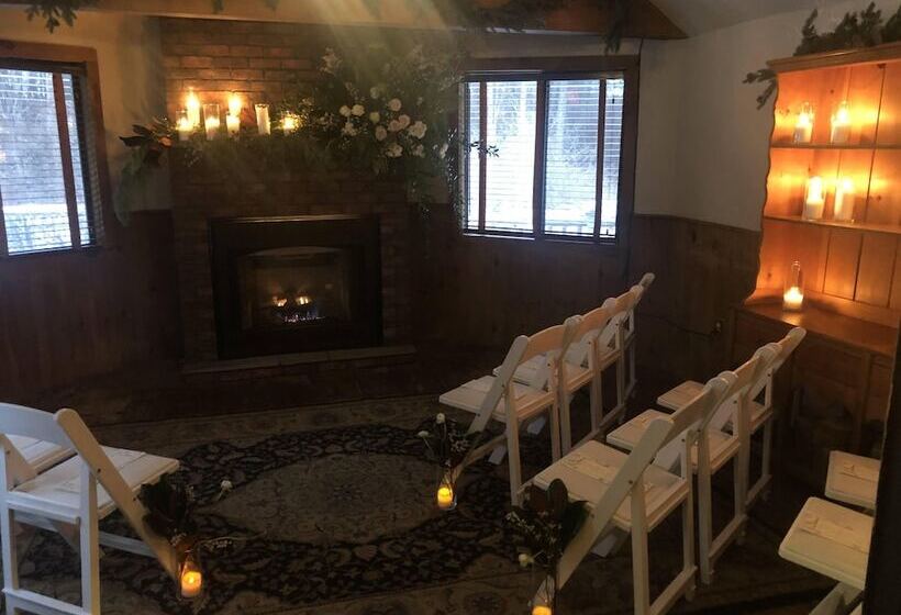 فندق صغير The Inn At Weathersfield