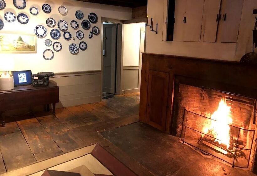 فندق صغير The Inn At Weathersfield