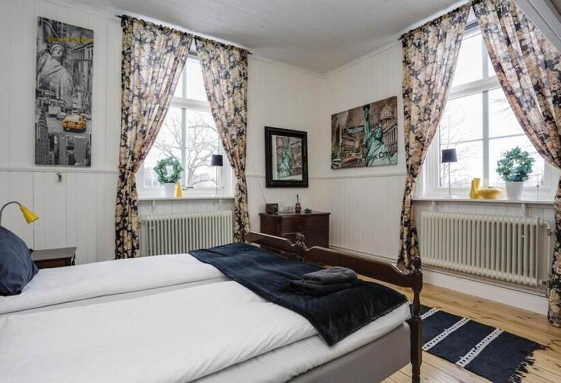 住宿加早餐  Hagbackensgård Bed&breakfast